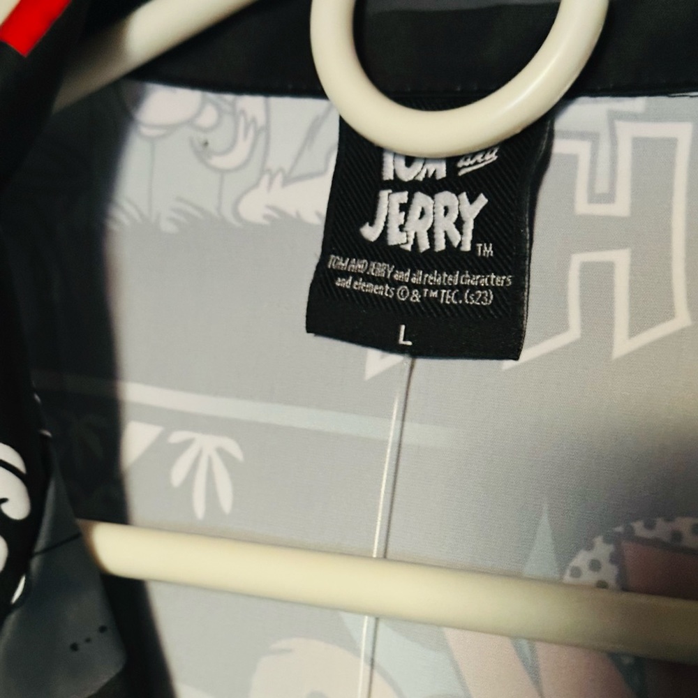 Men’s Tom&Jerry shirt - Picture 2 of 8